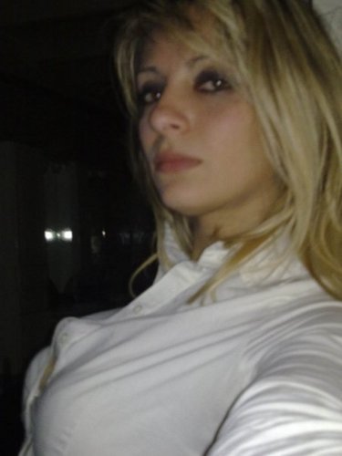 Algerienne TV Presenter Feryal Lamdjadani Sex Tape