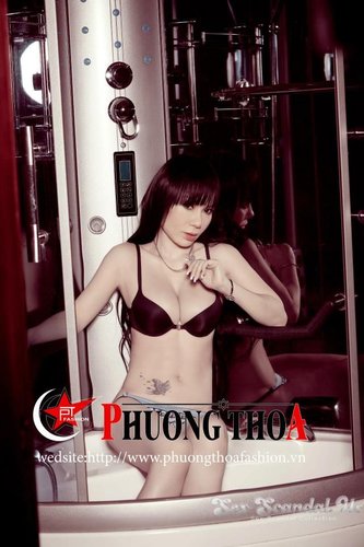 Phuong Thoa Fashion – New Hot Girl From Viet Nam