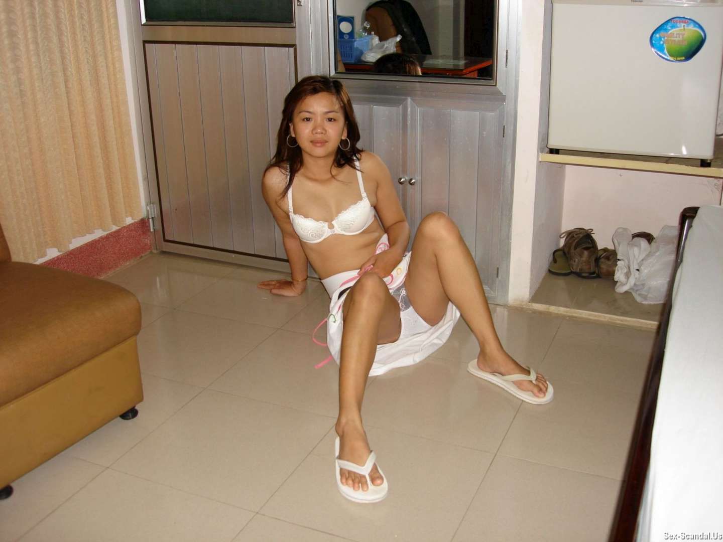 cute_girl_vietnam_008_www.Sex-Scandal.us.jpg