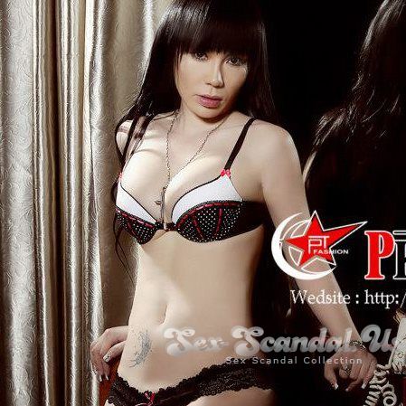 Phuong_Thoa_-_New_Hot_Girl_From_Viet_Nam_Sex-Scandal.Us_0145.jpg