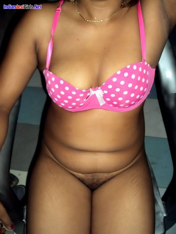 sexy_Indian_savita_bhabhi_ki_nangi_jawani_sexy_boobs_and_sexy_chut_ki_photo__2_.jpg